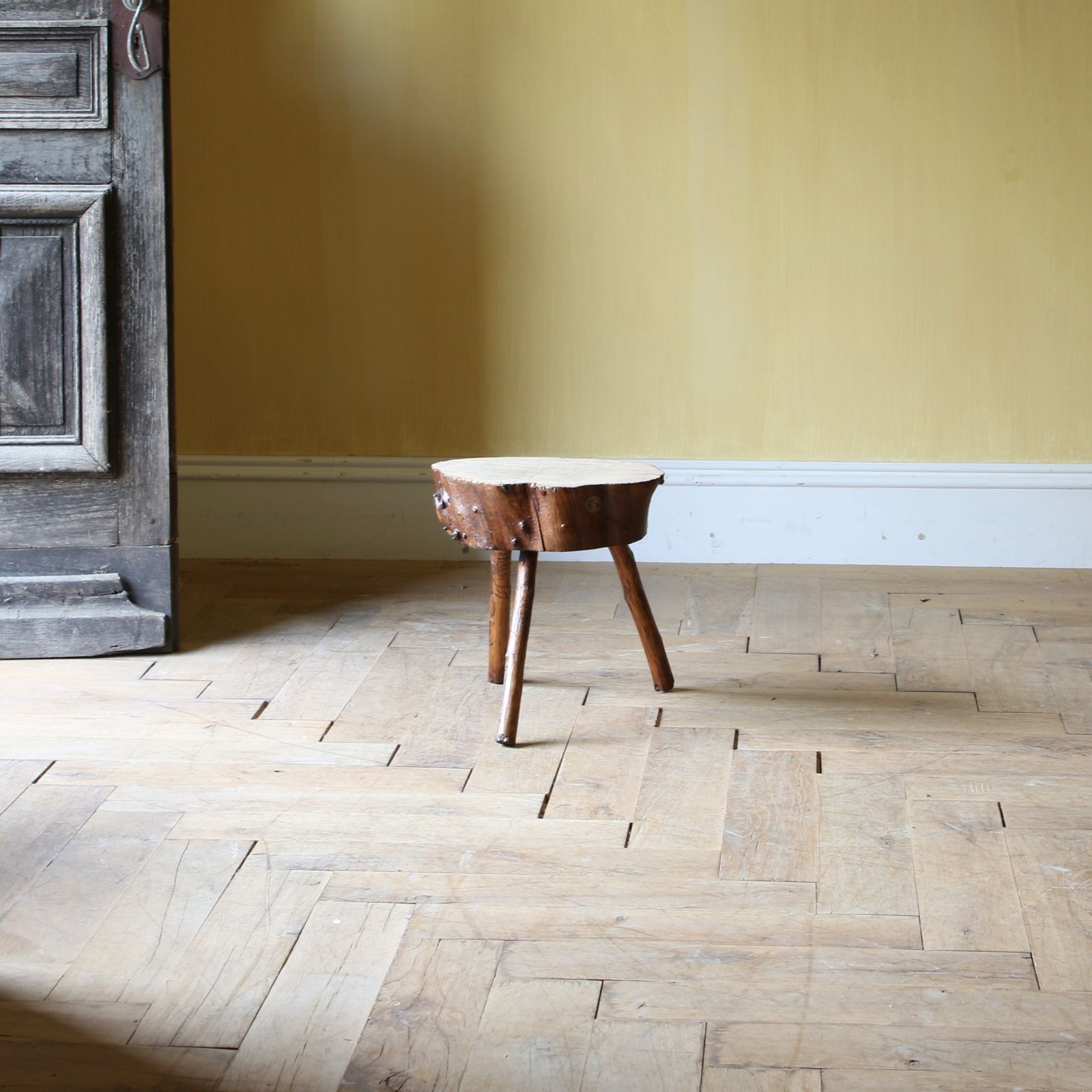 155-16 - Primitive Stool